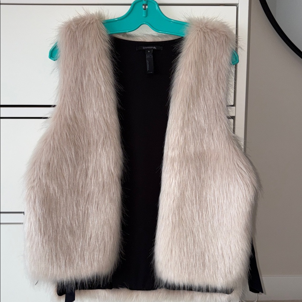 Elegant Faux Fur Vest in Cream and Black with open side velvet ties.